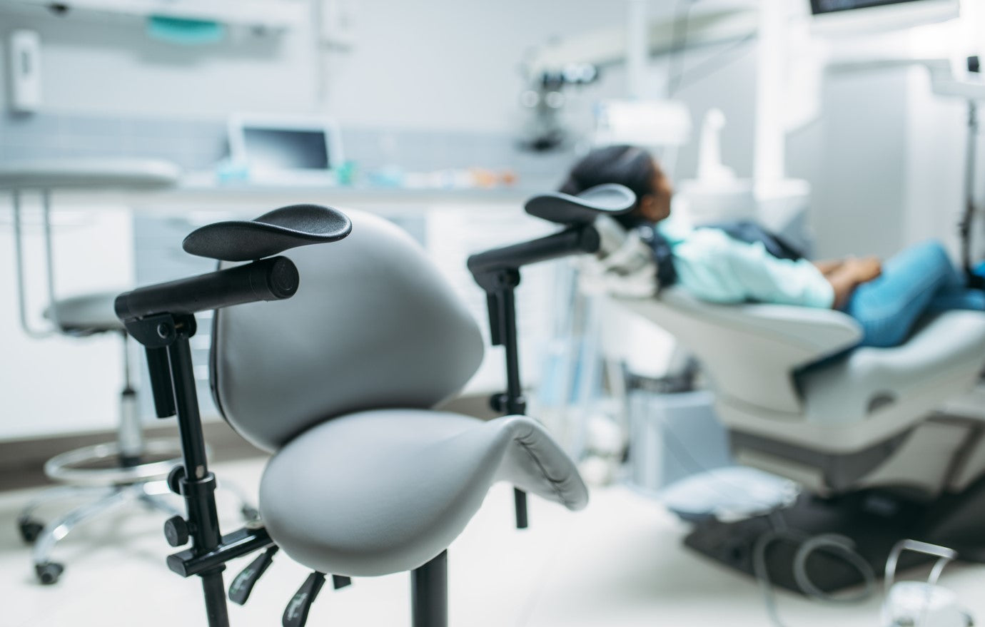 How Saddle Stools Help Surgeons During Long Procedures