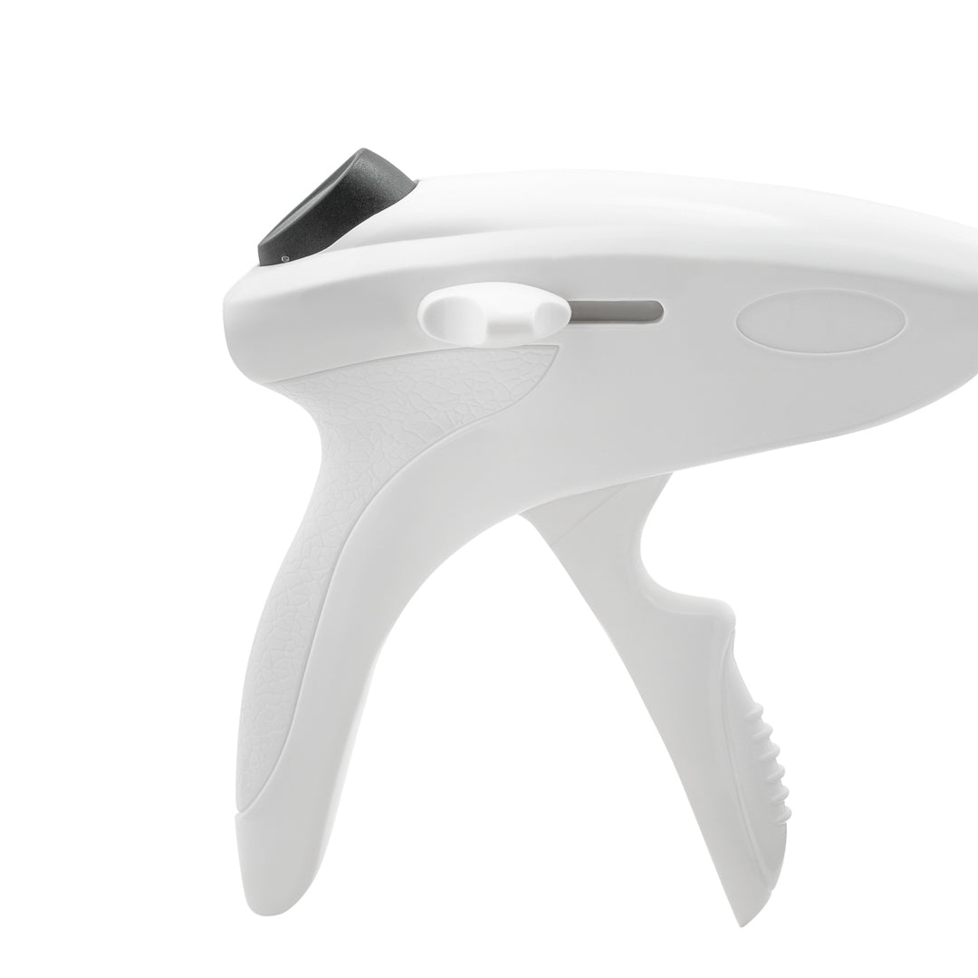 ProSeal 3-Row Vascular Stapler, designed for precise arterial vessel closure with reloadable 30MM cartridges, ideal for liver and lung resections.