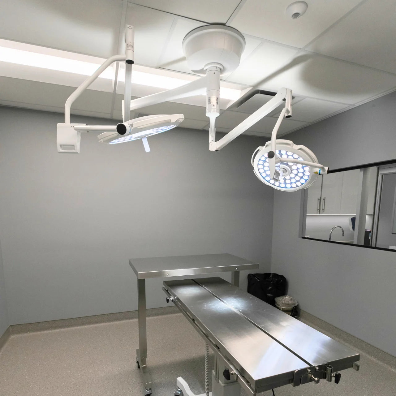 PN-500/500 LuminaPro Dual Ceiling Surgical Light