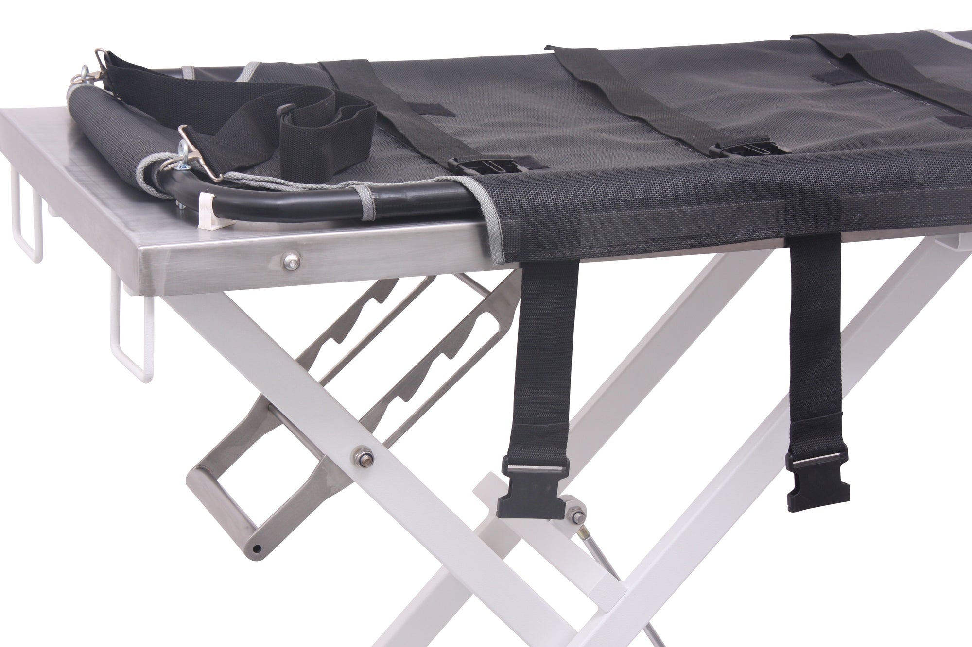 Showcasing the one-act lift system with automatic locking latch and quick release.