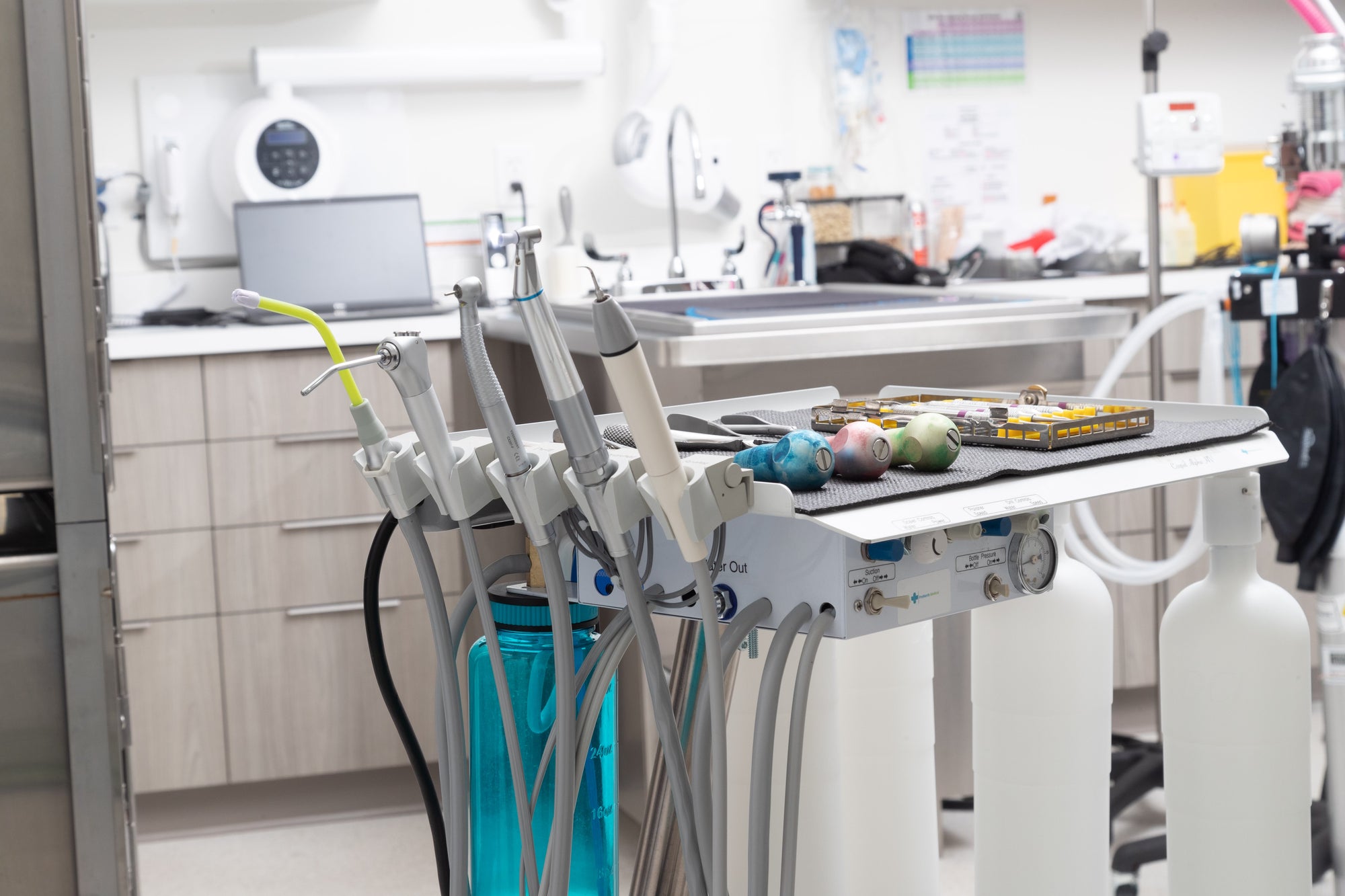 ProNorth Dental Cart - model HV - OIL