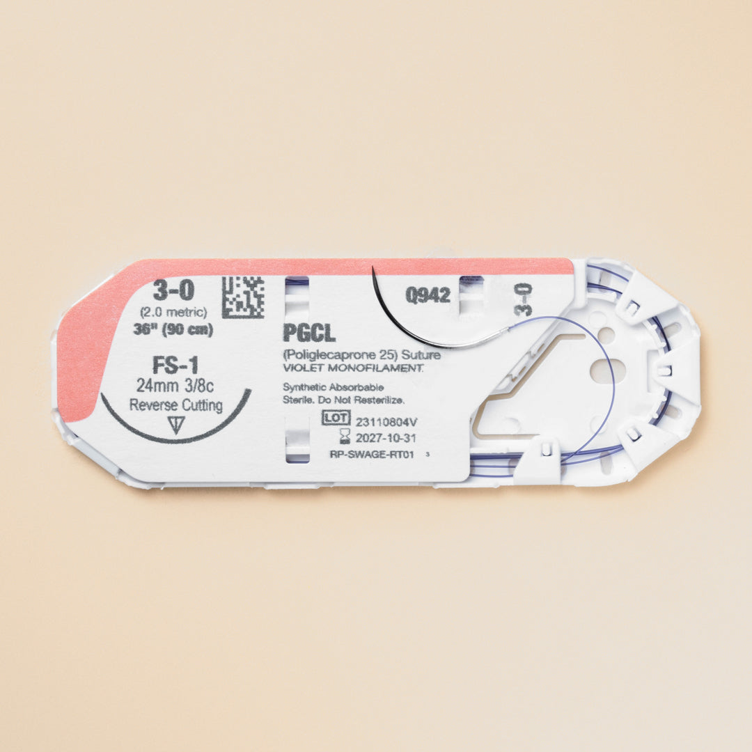 Showcasing a box and an individual pack of 3-0 MONOPRO Violet 36" FS-1 Needle sutures. The box, clearly marked with the product reference PM942, details the suture’s specifications, emphasizing its absorbable nature and designed use in veterinary medicine. This packaging is tailored to highlight MONOPRO’s advantages for surgical procedures that demand high-quality, reliable suturing materials.