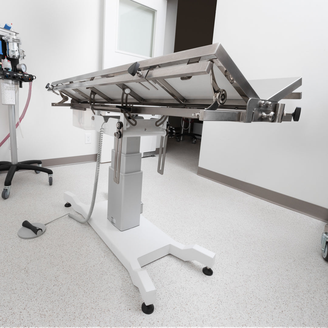 FT-886 Universal Veterinary Table - Advanced V-top Operation Table