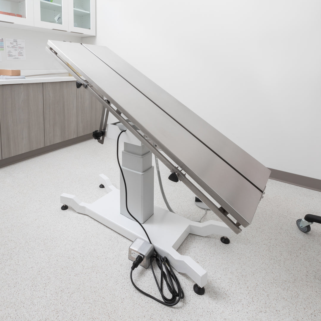 FT-886 Universal Veterinary Table - Advanced V-top Operation Table